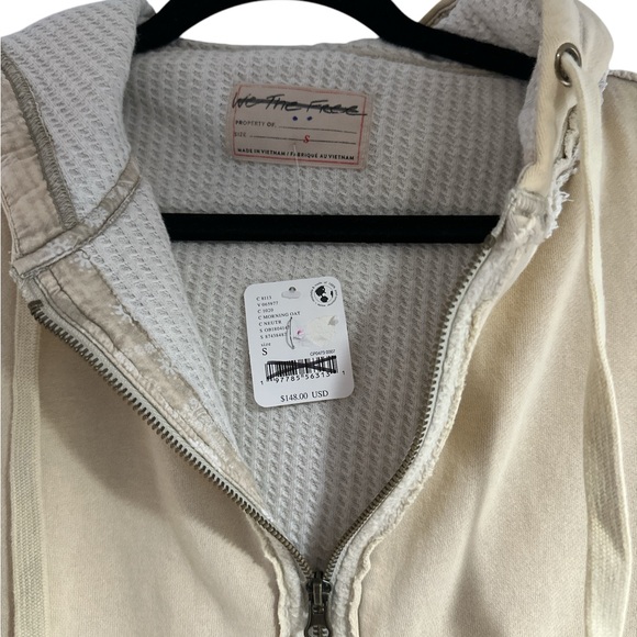 New FREE PEOPLE We The Free By Your Side Lined HOODIE $148
Small Morning Oat - Picture 6 of 8